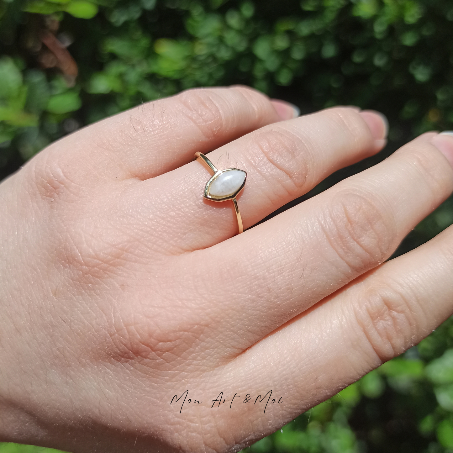 Bague Pierre de Lune Marquise